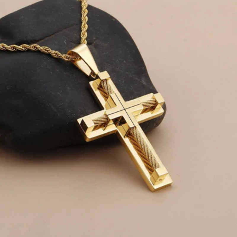 Corrente de Crucifixo - Banhado a Ouro 18K